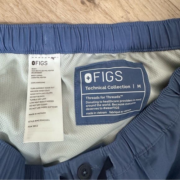 FIGS Cairo FREEx Lined Cargo Scrub Pants M - Picture 5 of 5